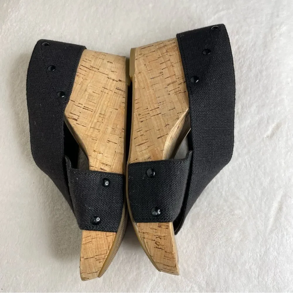 Lucky Brand Miller 2 Sandals Fabric Wedge Cork Heel Crisscross Black Size 9